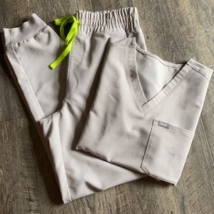 Figs Joggers Set